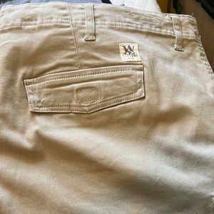 2 mens shorts size 46 and 1 3x Marc echo shirt